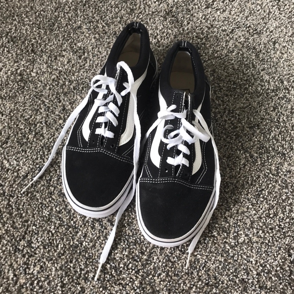 NWOT black vans